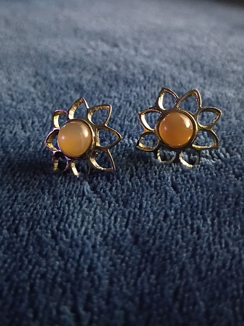 Sterling Silver Floral Stud Earrings with Pale Carnelian Center